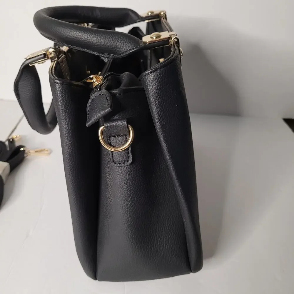 Chic Black Handbag with Multi-Compartments - Stylish & Versatile